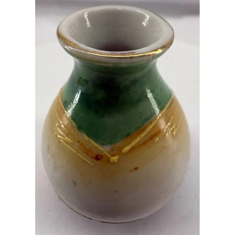 Miniature Vase w/ Geisha Motif + Brocade Pouch 2